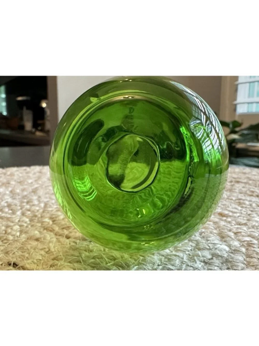 Emerald Green Miniature Blown Glass Bud Vase Onion Bulb Base Pontil Mark 3.75